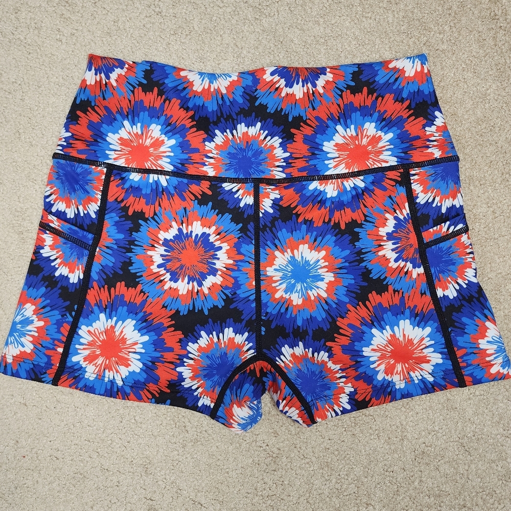 CVG Fireworks shorts in size S
